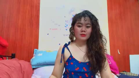 Snapshot of asiandesire25 chatting on January 6, 10:47 pm Jenny online show from January 6, 10:47 pm