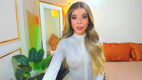 elizabeth arden online show from October 25, 10:32 pm