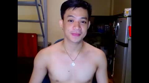 asiandreamboyx online show from October 8, 11:27 am