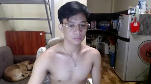 asiandreamboyx online show from February 9, 4:04 am