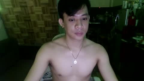 asiandreamboyx online show from January 3, 12:18 pm