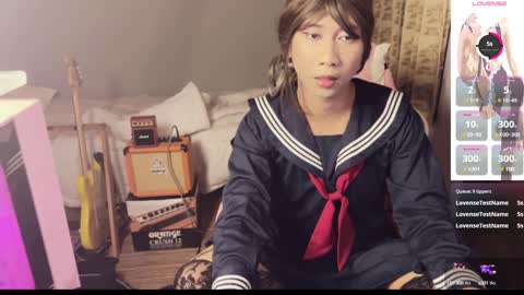 Emi online show from December 30, 1:25 pm