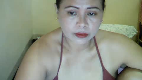 asianmom22 online show from August 3, 5:42 am