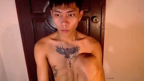 Snapshot of asianplayboyx chatting on March 7, 4:56 am mark online show from March 7, 4:56 am
