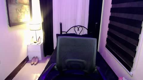 kim online show from March 19, 6:02 pm