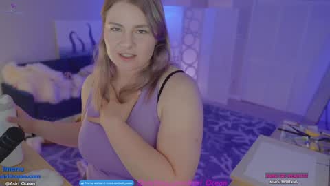 Snapshot of asiri_ocean chatting on March 4, 3:33 am Asiri pronounced Ah-siri Please no nicknames 3 online show from March 4, 3:33 am