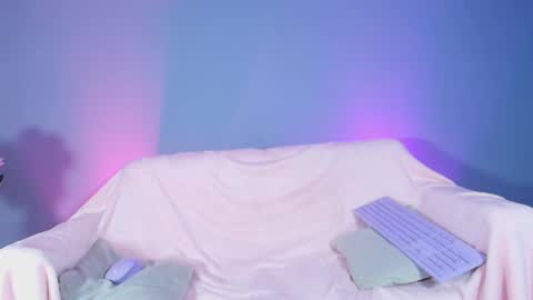 Snapshot of aslhy_brunnette chatting on September 18, 12:42 pm aslhy_brunnette online show from September 18, 12:42 pm