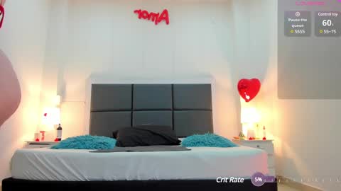 Snapshot of aslhyn_gomez chatting on March 8, 12:22 am Aslhyn online show from March 8, 12:22 am