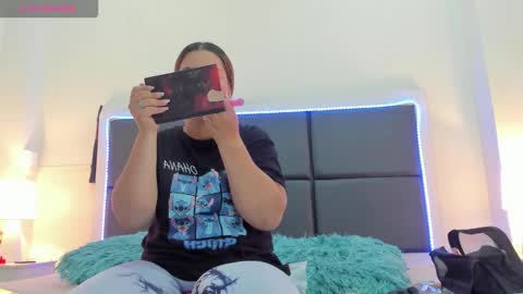 Snapshot of aslhyn_gomez chatting on September 15, 6:42 pm Aslhyn online show from September 15, 6:42 pm