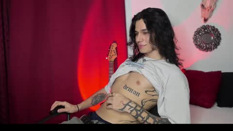 asmodeuszz online show from December 20, 4:31 am