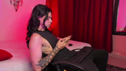 asmodeuszz online show from February 21, 7:34 am