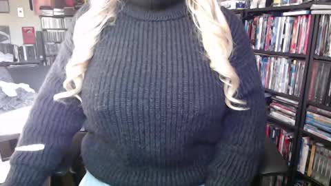 Aspen Vale online show from October 9, 8:25 pm