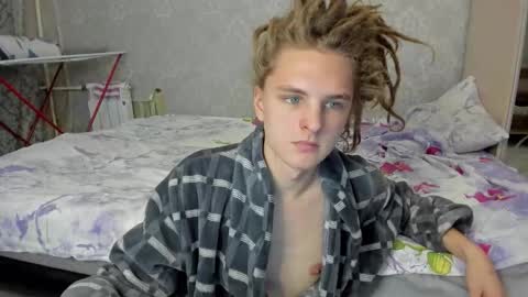 asphalt surfer online show from October 19, 10:31 am