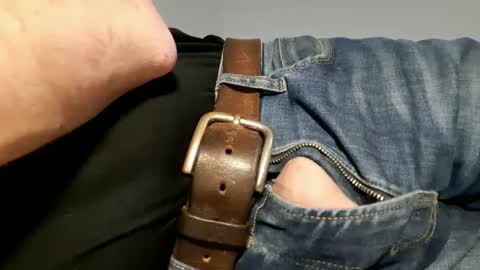 Will take commands from GuysWomenCouples etc online show from February 8, 6:33 pm