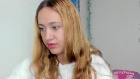Snapshot of asshly_20 chatting on October 9, 6:46 pm Ashly online show from October 9, 6:46 pm