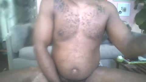 Snapshot of asshounder chatting on December 31, 12:32 am Derrick dayne online show from December 31, 12:32 am