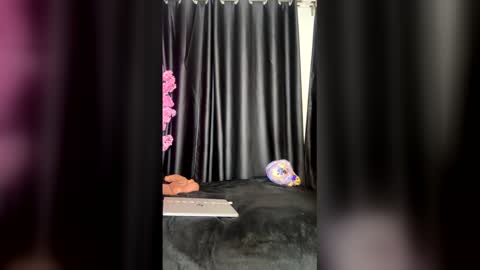 Assiology online show from April 12, 9:19 pm