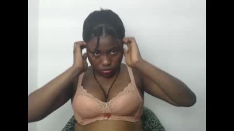 assnpussyx online show from October 5, 6:15 pm