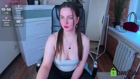 astarte_aste online show from October 4, 11:19 am