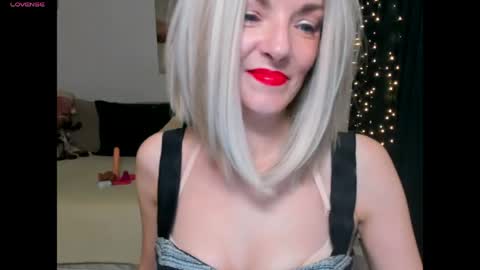 Asteris online show from May 30, 10:19 pm