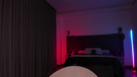 astonhills online show from September 21, 1:42 am