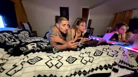 astro_n_tatiana online show from November 8, 4:15 am