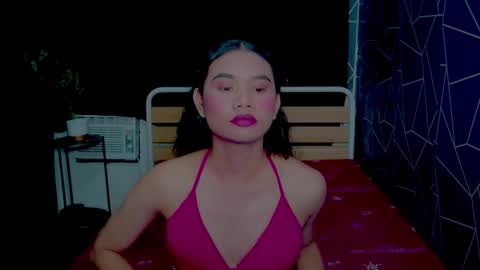 atashakendall online show from December 4, 2:16 pm