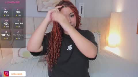 Snapshot of atena_cuteee chatting on September 17, 2:15 am sofia online show from September 17, 2:15 am