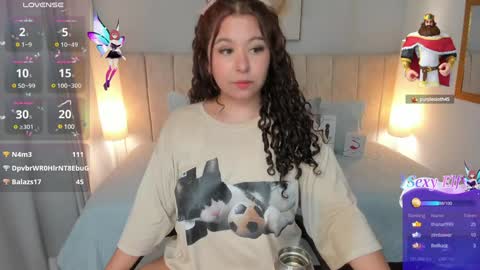 Snapshot of atena_cuteee chatting on February 7, 3:13 am sofia online show from February 7, 3:13 am