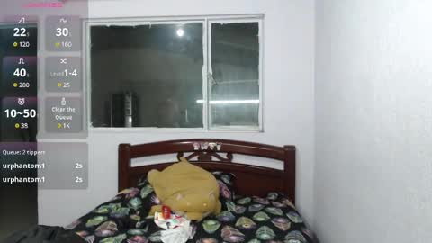 Snapshot of atena_messy chatting on January 10, 5:26 am atena messy online show from January 10, 5:26 am