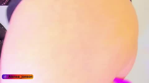 Snapshot of atenea_jonson chatting on March 7, 1:09 am atenea_jonson online show from March 7, 1:09 am