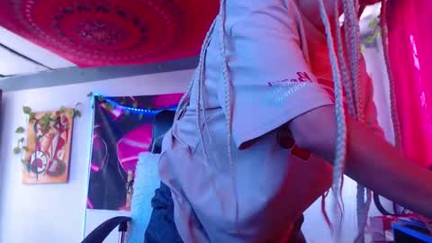 Atenea online show from October 22, 1:35 pm