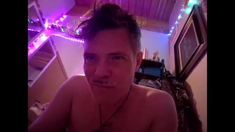 jonnyandrew online show from May 10, 10:49 pm