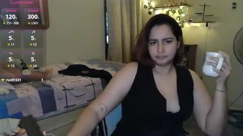Snapshot of athenasbae chatting on January 22, 4:34 am Steph online show from January 22, 4:34 am