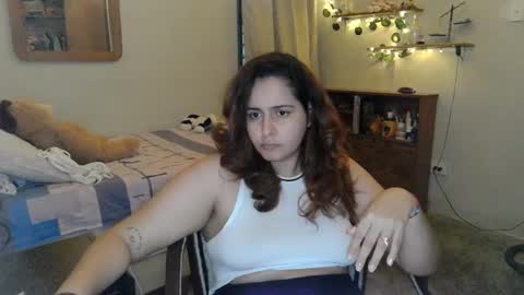 Snapshot of athenasbae chatting on February 7, 3:24 am Steph online show from February 7, 3:24 am