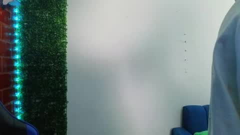 Athenea online show from March 31, 9:32 am