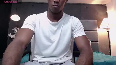 Snapshot of athleticbig_cock chatting on September 10, 1:39 am ATHLETIC COCK online show from September 10, 1:39 am