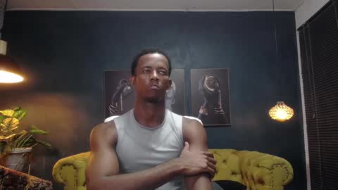 Snapshot of athleticbig_cock chatting on February 4, 5:10 am ATHLETIC COCK online show from February 4, 5:10 am