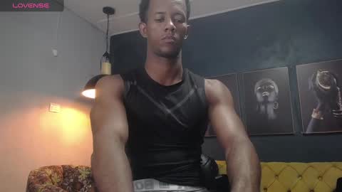 Snapshot of athleticbig_cock chatting on February 23, 6:38 am ATHLETIC COCK online show from February 23, 6:38 am