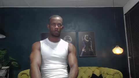 Snapshot of athleticbig_cock chatting on February 27, 5:51 am ATHLETIC COCK online show from February 27, 5:51 am
