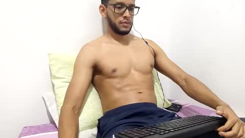 Torres online show from March 6, 3:24 am