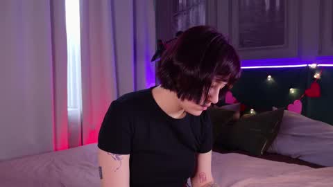 Audrey online show from February 14, 9:03 am