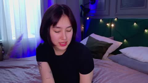 Audrey online show from March 11, 7:03 am