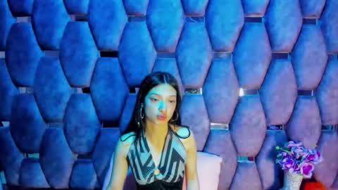 aurora online show from December 3, 6:08 pm