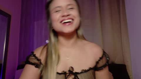aurora_collins08 online show from September 24, 5:41 pm