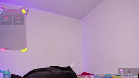aurora_divine online show from May 8, 7:19 pm