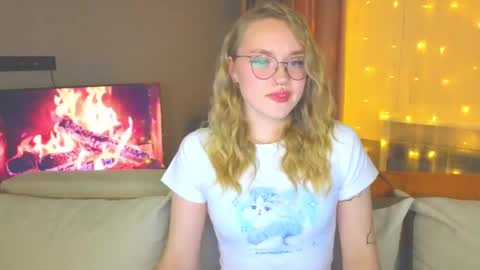 Kate online show from December 12, 7:48 pm