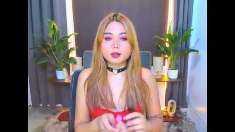 Kate online show from March 4, 9:17 am