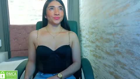 Snapshot of aurora_jones1 chatting on September 17, 3:54 am Aurora online show from September 17, 3:54 am