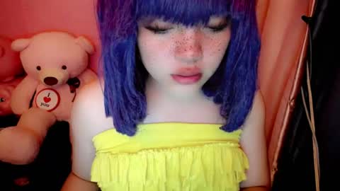 cute online show from July 20, 10:39 am